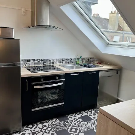 Apartament Le Duplex Messin Nord - Proche Ferry *